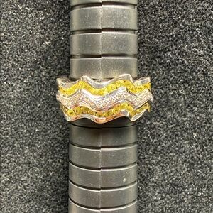 14k White Gold  Wavy Stackable Ring with diamonds